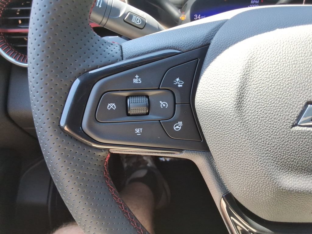 New 2026 Chevrolet Trax RS w/ Sunroof Package FWD image 26