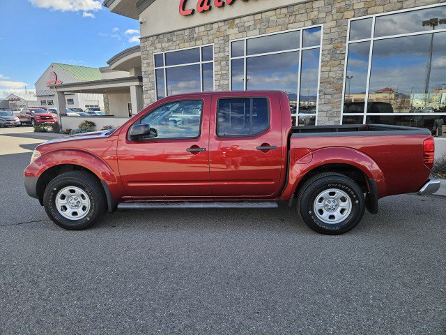 Used 2015 Nissan Frontier S image 2