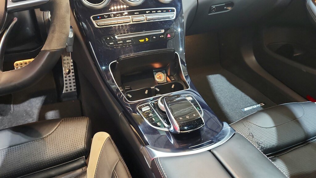 Used 2015 Mercedes-Benz C 63 AMG S image 28