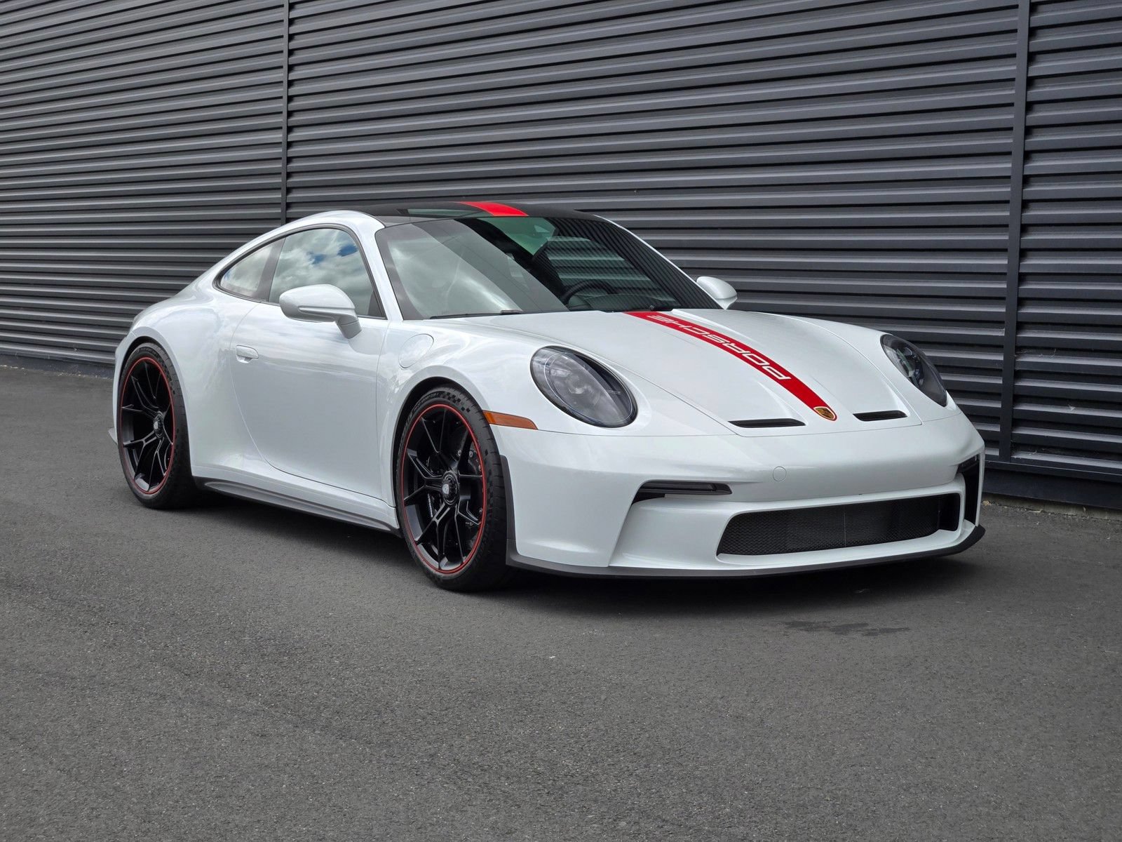 Certified 2022 Porsche 911 GT3 RWD image 9