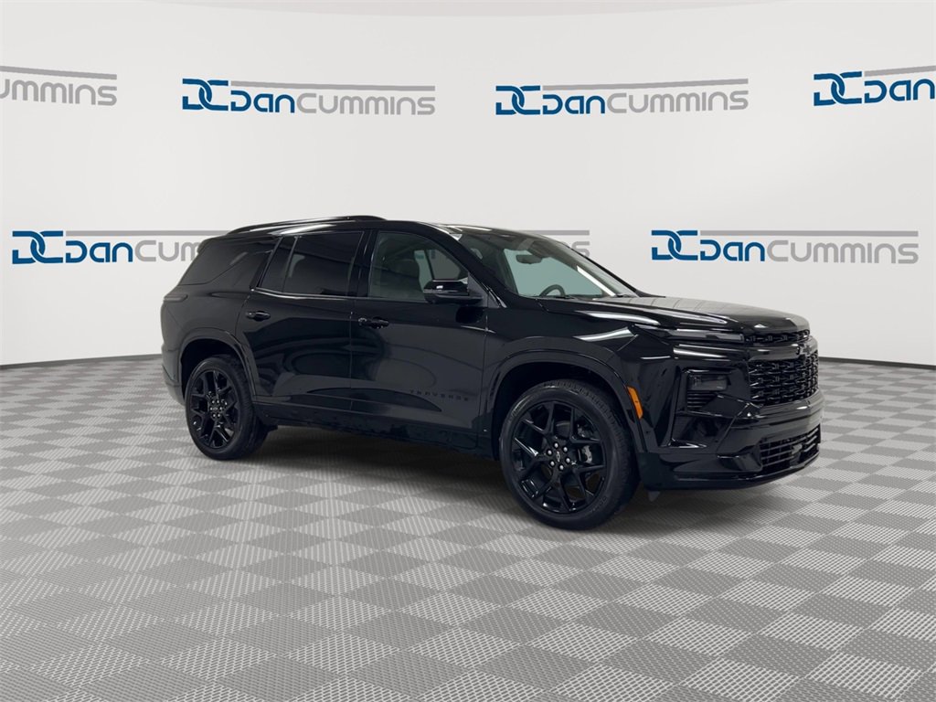 New 2026 Chevrolet Traverse RS w/ LPO, Floor Liner Package image 2