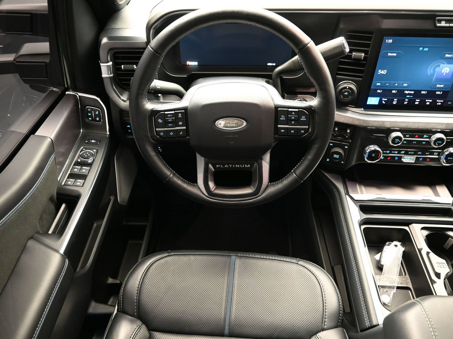 Used 2026 Ford F250 Platinum AWD/4WD image 26