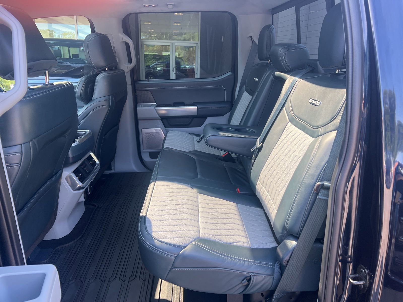 Used 2022 Ford F150 Limited image 12