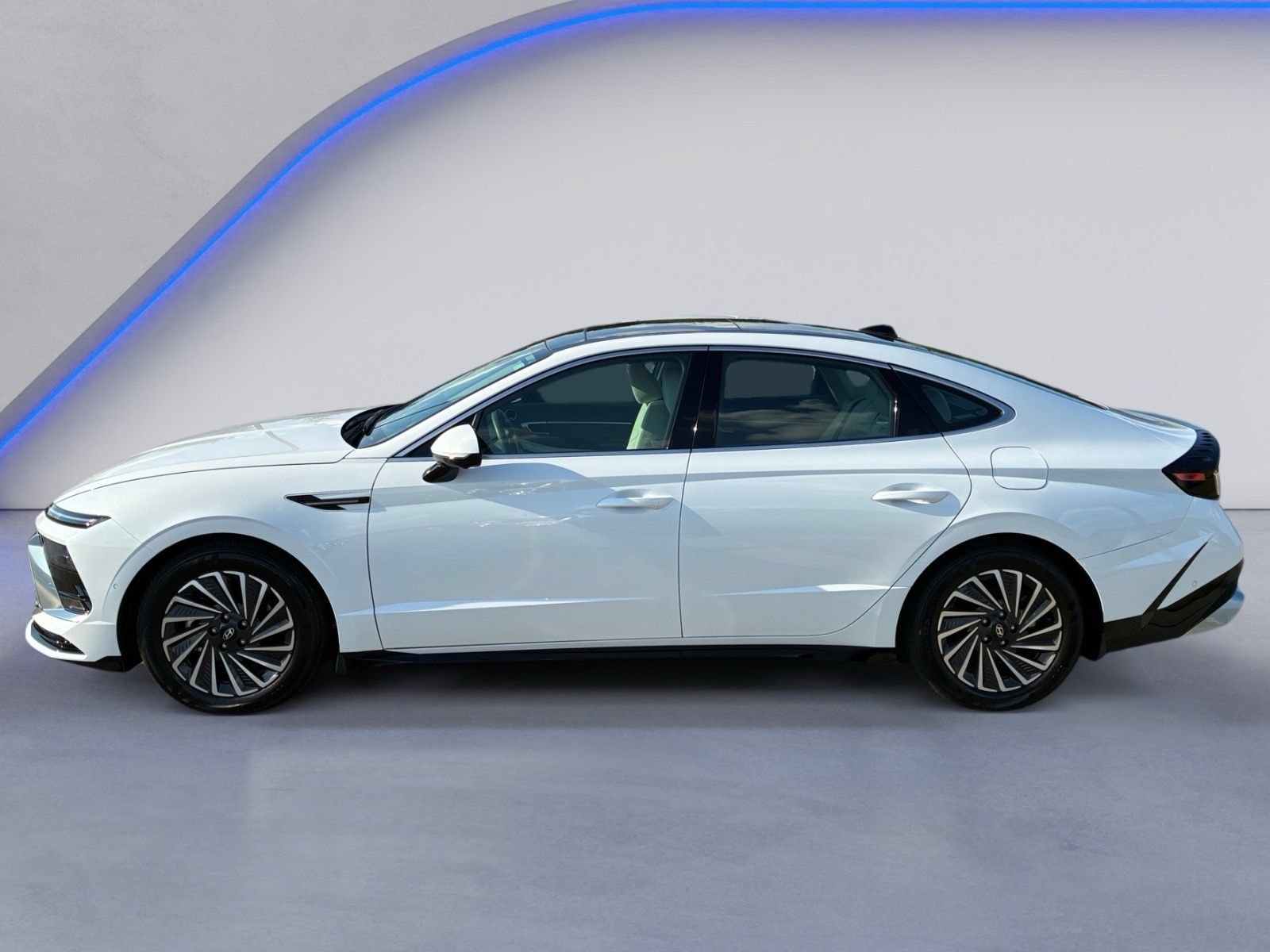Certified 2026 Hyundai Sonata Limited FWD image 7