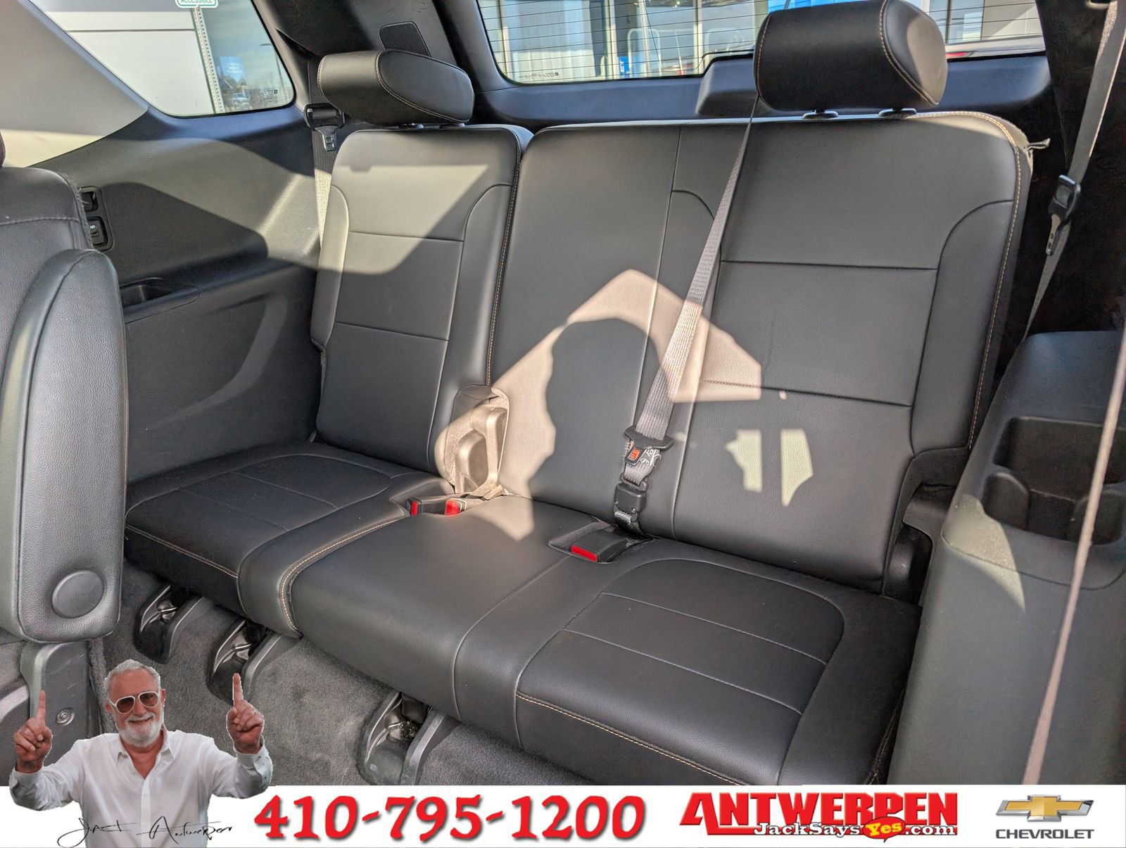 Used 2020 Chevrolet Traverse LT w/ LT Premium Package image 16