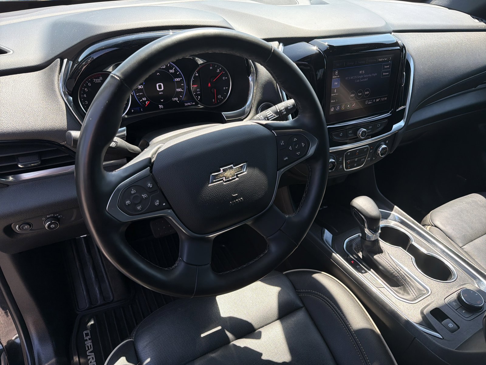 Used 2023 Chevrolet Traverse Premier w/ Redline Edition AWD/4WD image 17