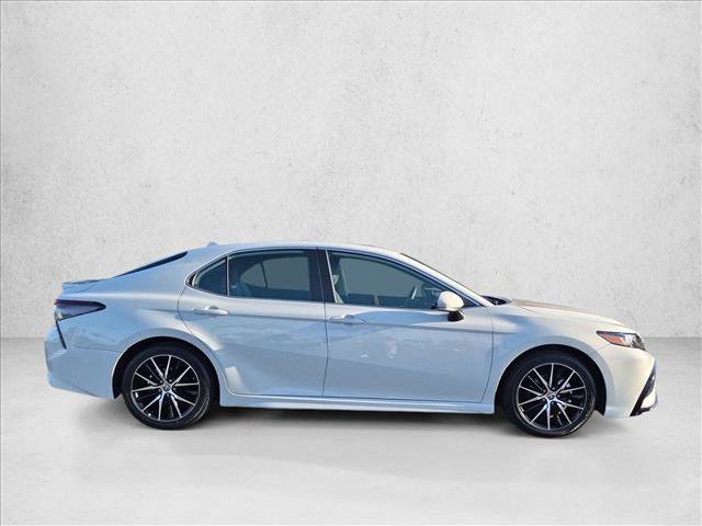 Certified 2024 Toyota Camry SE w/ Cold Weather Package AWD/4WD image 4