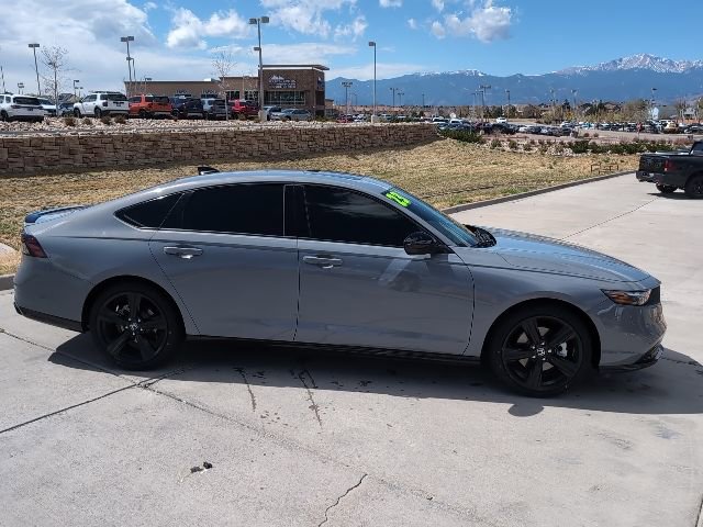 Used 2023 Honda Accord Sport image 9