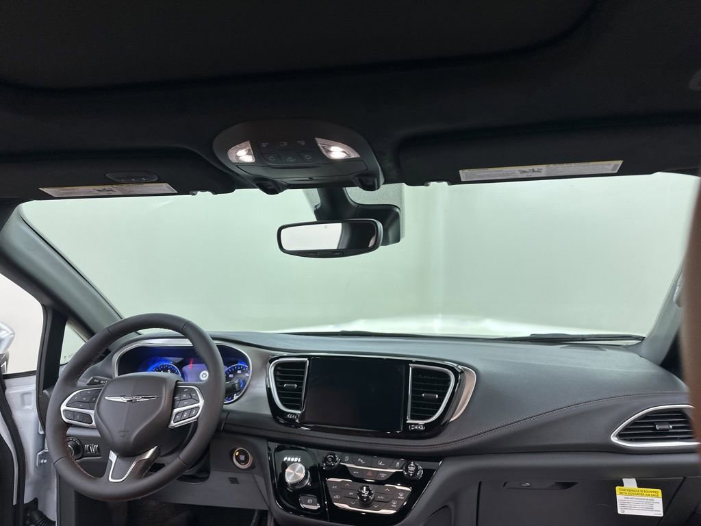 New 2026 Chrysler Pacifica Pinnacle image 20