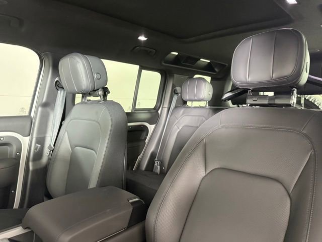 New 2026 Land Rover Defender 110 X image 14