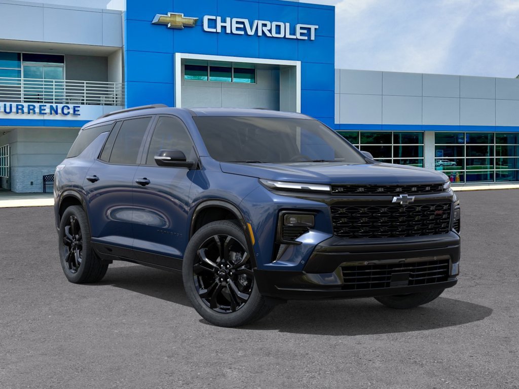 New 2027 Chevrolet Traverse RS w/ LPO, Floor Liner Package FWD image 7