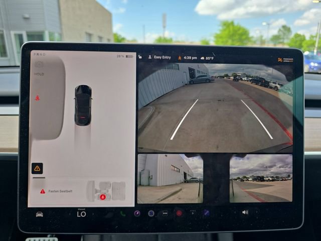 Used 2022 Tesla Model Y Performance image 9