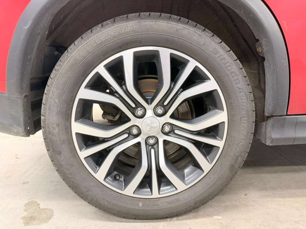 Used 2019 Mitsubishi Outlander Sport ES AWD/4WD image 20
