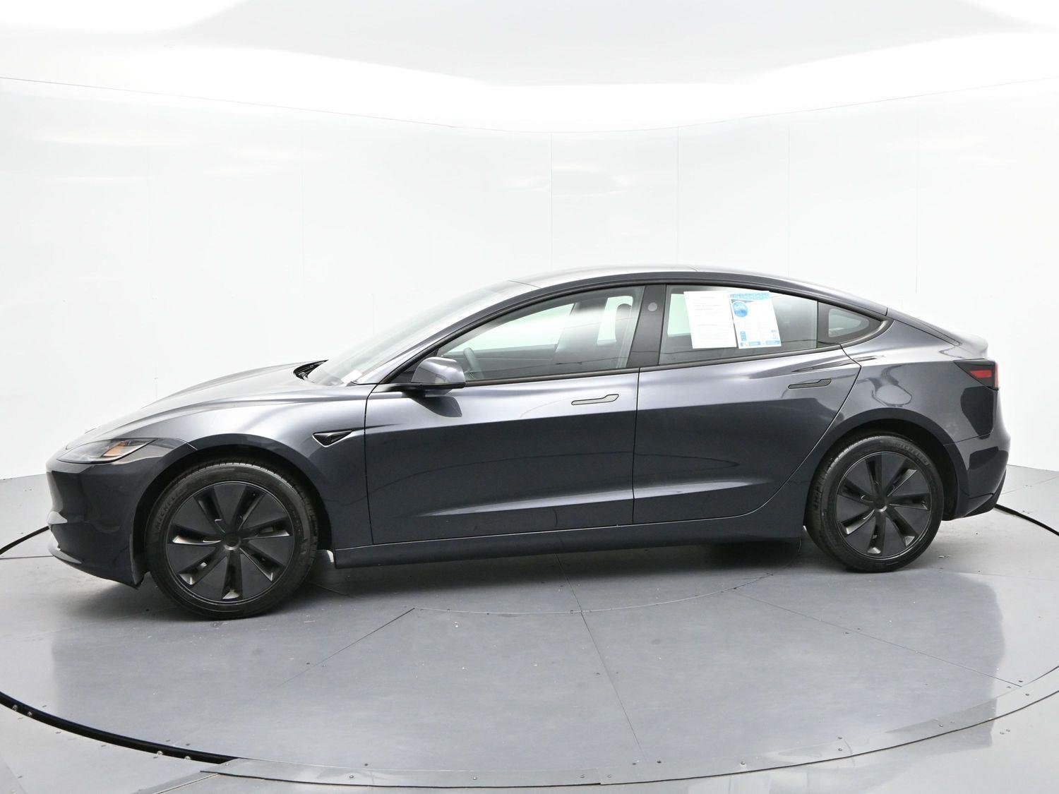 Used 2025 Tesla Model 3 Long Range RWD image 4
