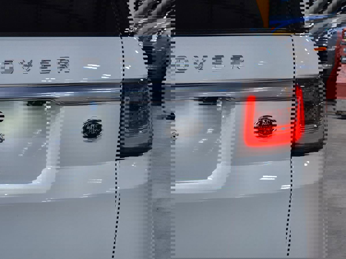 Used 2019 Land Rover Range Rover Sport HSE image 22