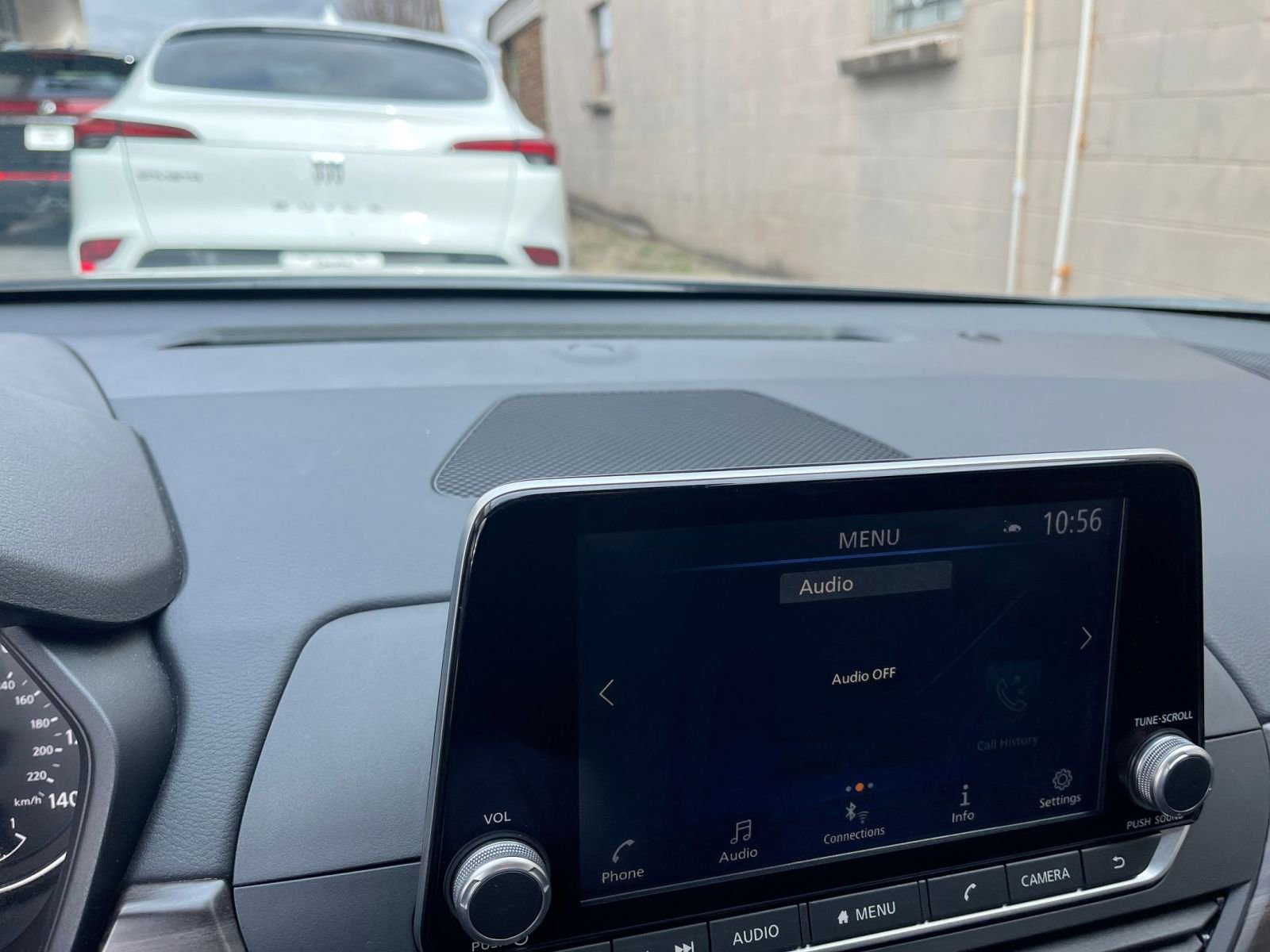 Used 2025 Nissan Altima 2.5 SV image 18