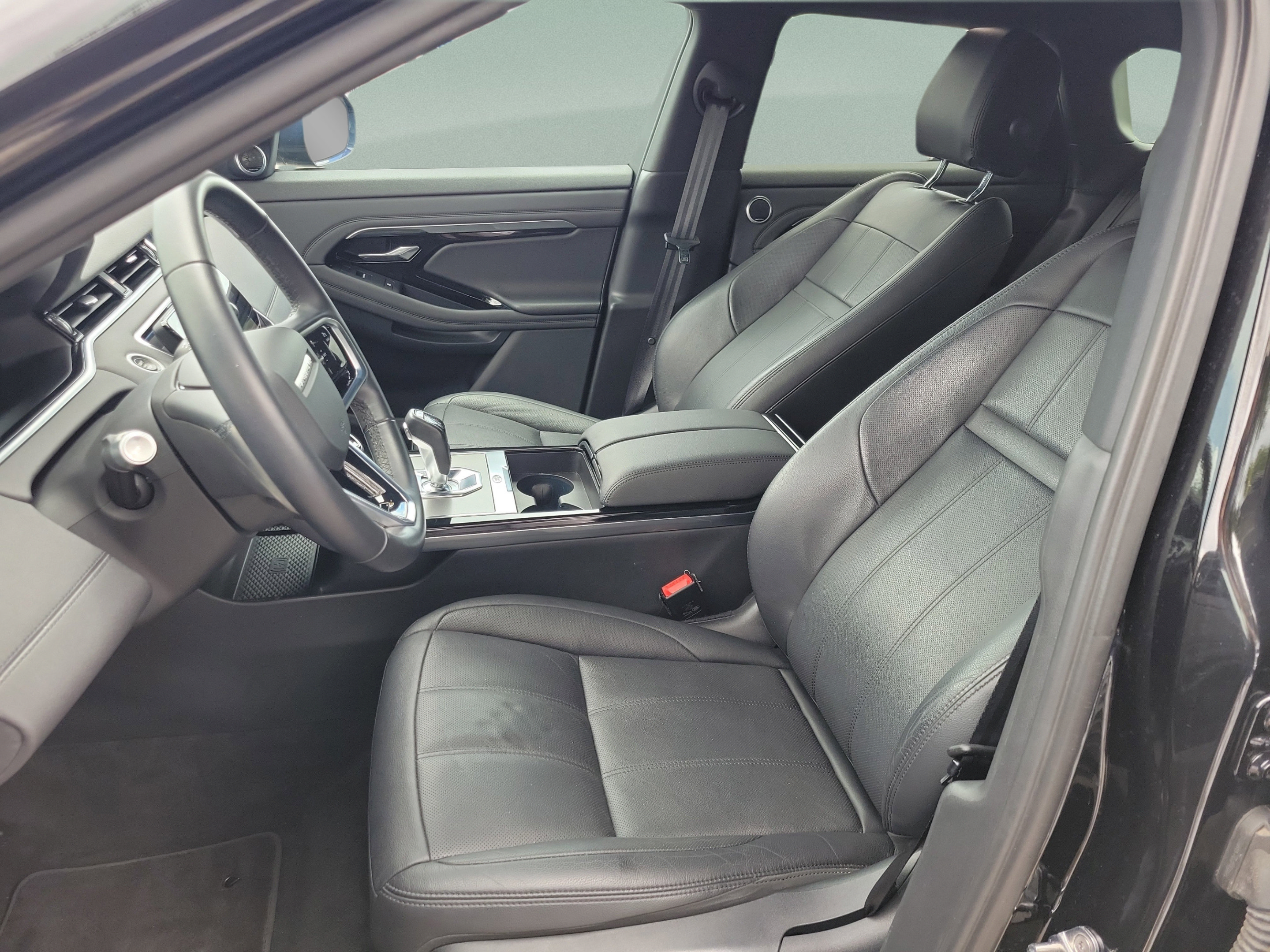 Used 2022 Land Rover Range Rover Evoque SE AWD/4WD image 17
