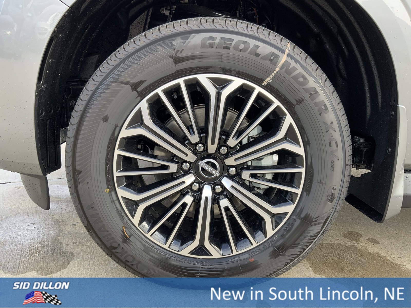 New 2026 Nissan Armada Platinum image 11