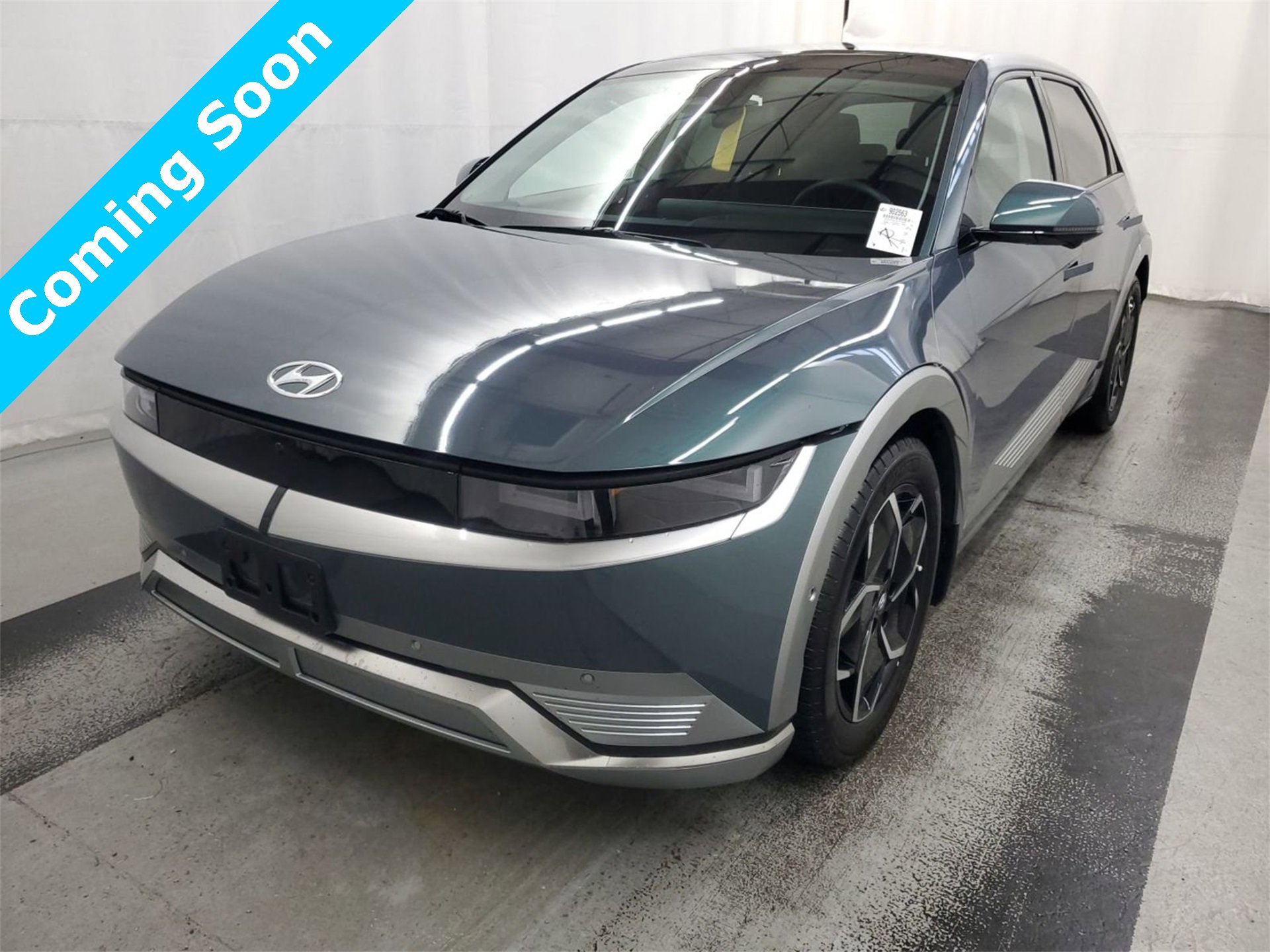 Used 2024 Hyundai Ioniq 5 Limited image 4