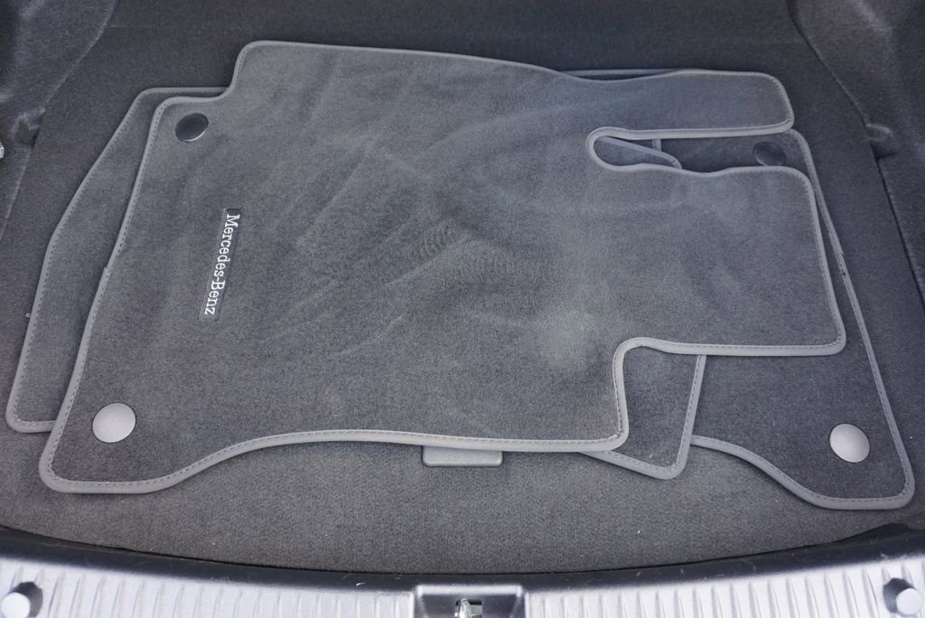 Used 2021 Mercedes-Benz C 300 Sedan image 23