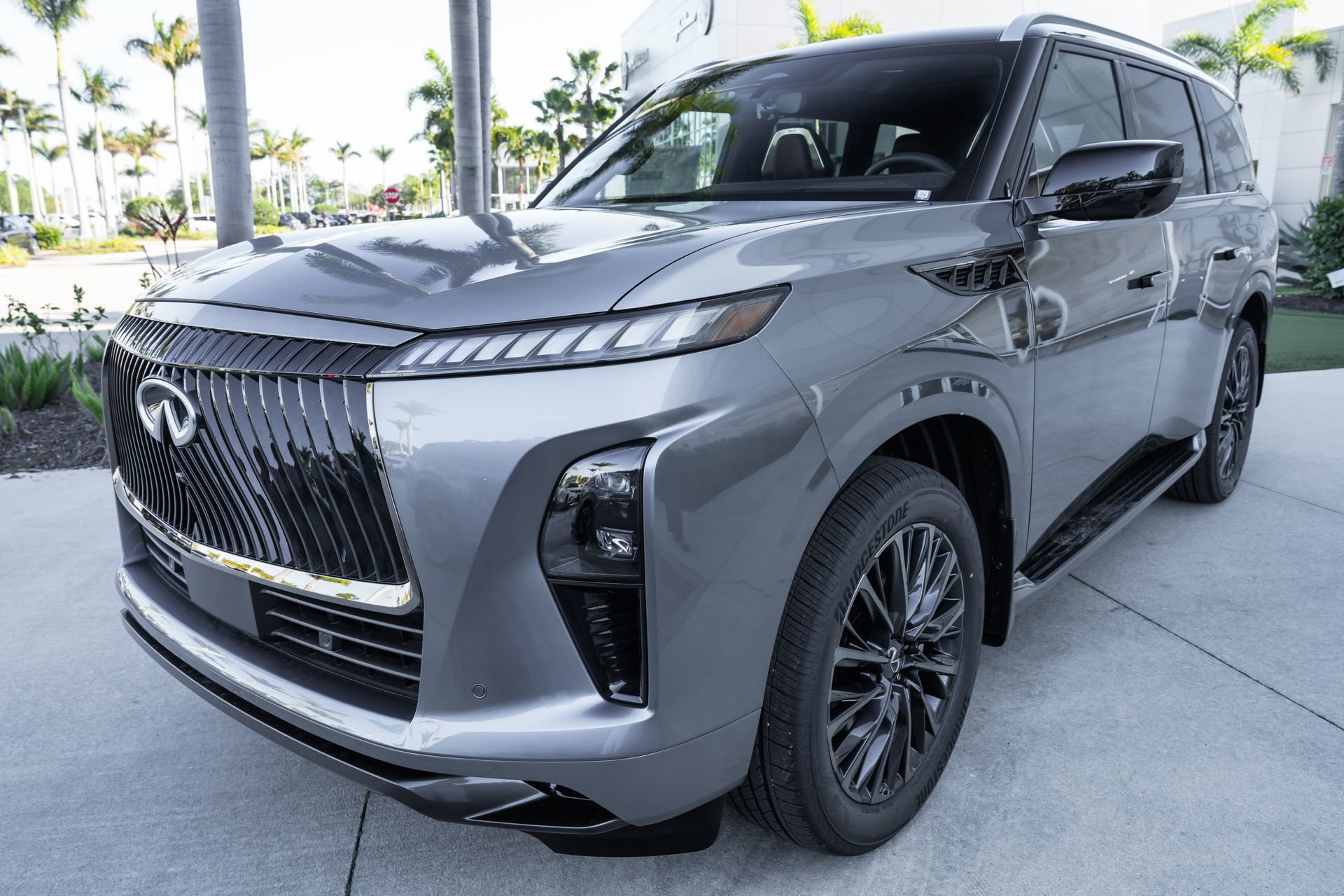 New 2026 INFINITI QX80 Autograph AWD/4WD image 5