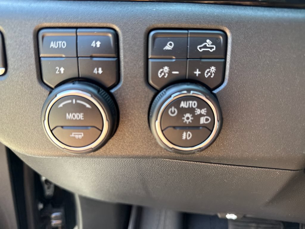 Certified 2023 Chevrolet Silverado 1500 ZR2 w/ LPO, Dark Essentials Package AWD/4WD image 21