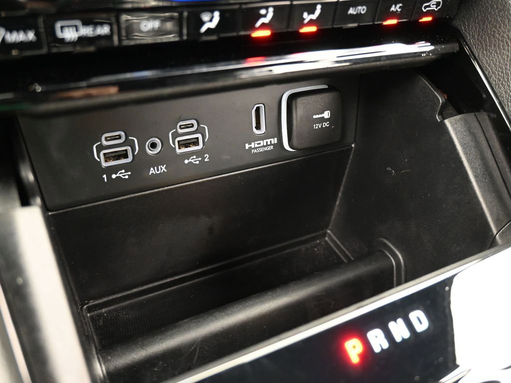 Used 2023 Jeep Grand Cherokee L Overland image 34