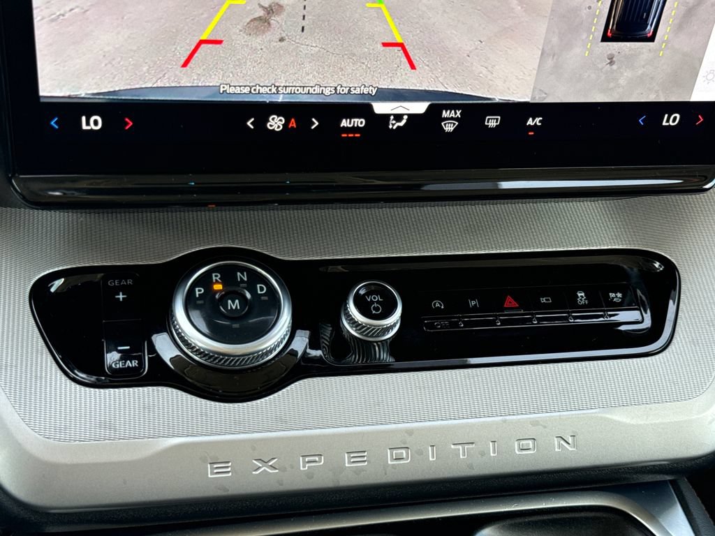 Certified 2025 Ford Expedition Active RWD image 24