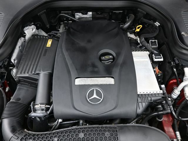 Used 2017 Mercedes-Benz GLC 300 4MATIC image 25