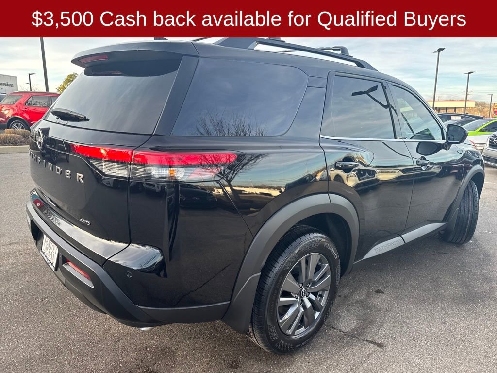 New 2026 Nissan Pathfinder SV image 8