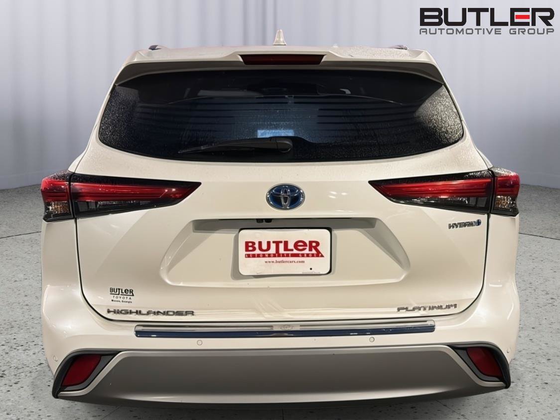 Used 2020 Toyota Highlander Platinum FWD image 5