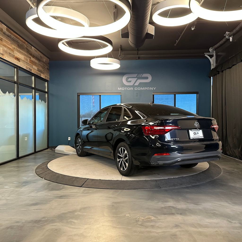 Used 2023 Volkswagen Jetta S FWD image 5