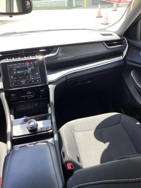 Certified 2023 Jeep Grand Cherokee L Laredo w/ Luxury Tech Group I AWD/4WD image 13