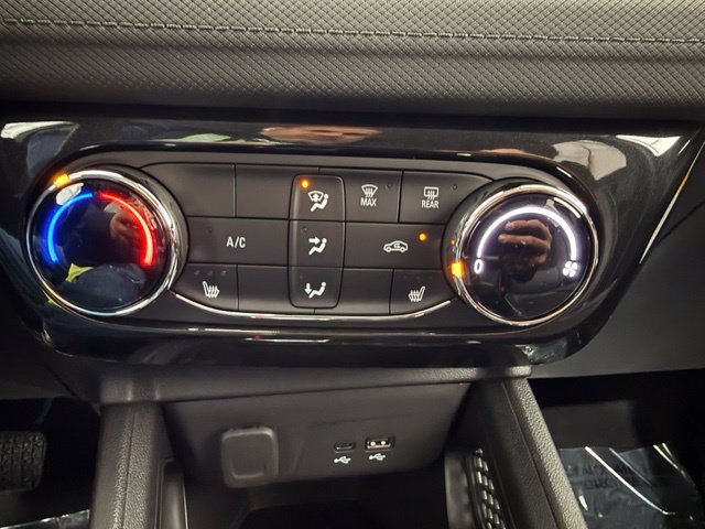 New 2026 Chevrolet TrailBlazer LT w/ LT Cold Weather Package AWD/4WD image 35