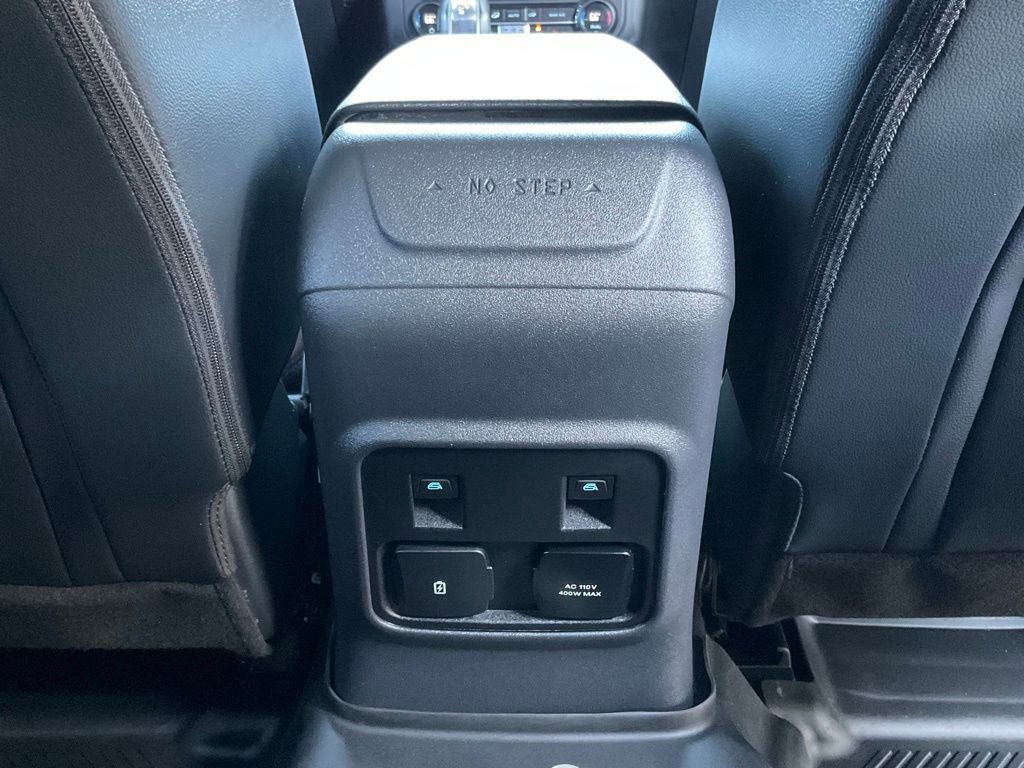 Used 2023 Ford Bronco Outer Banks w/ Sasquatch Package image 38