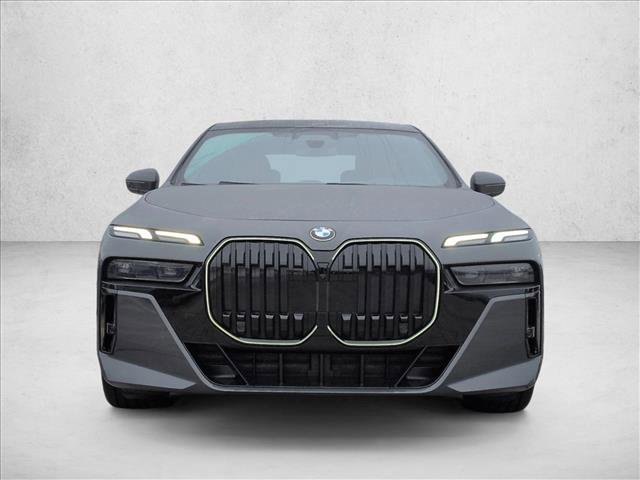 New 2026 BMW 740i xDrive w/ Luxury Rear Seating Package image 6