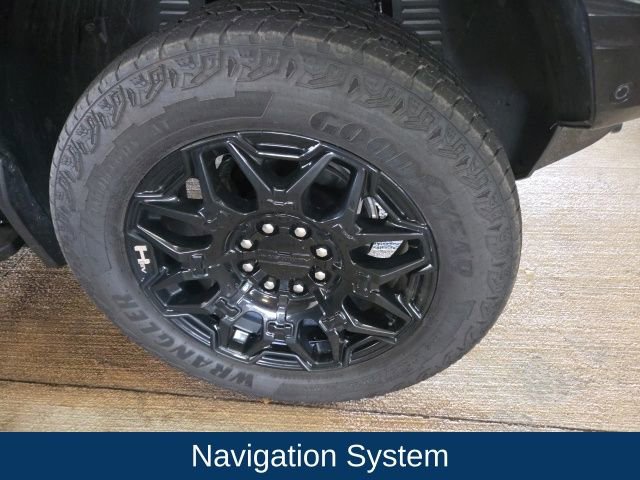 Used 2025 GMC Hummer EV 2X w/ LPO, Dark Essentials Package image 3