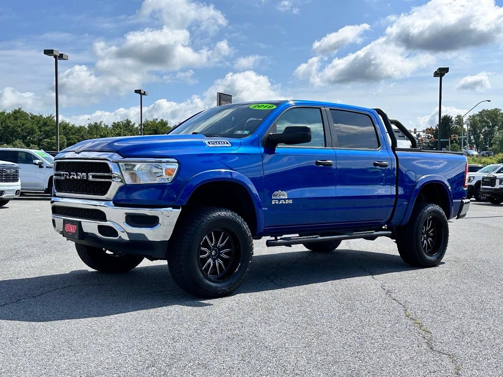 Used 2019 RAM 1500 Tradesman w/ SXT Appearance Group AWD/4WD image 2