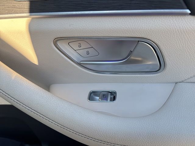 Used 2020 Mercedes-Benz GLE 350 4MATIC image 11