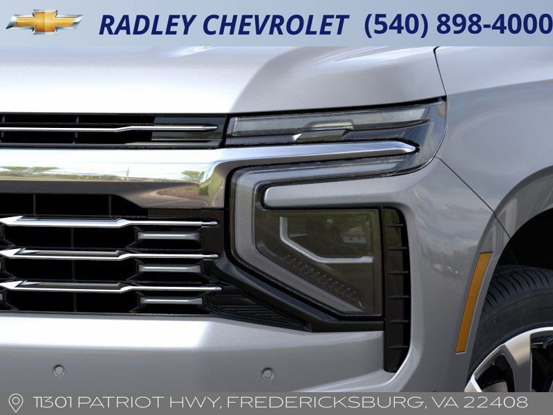 New 2025 Chevrolet Suburban Premier image 10