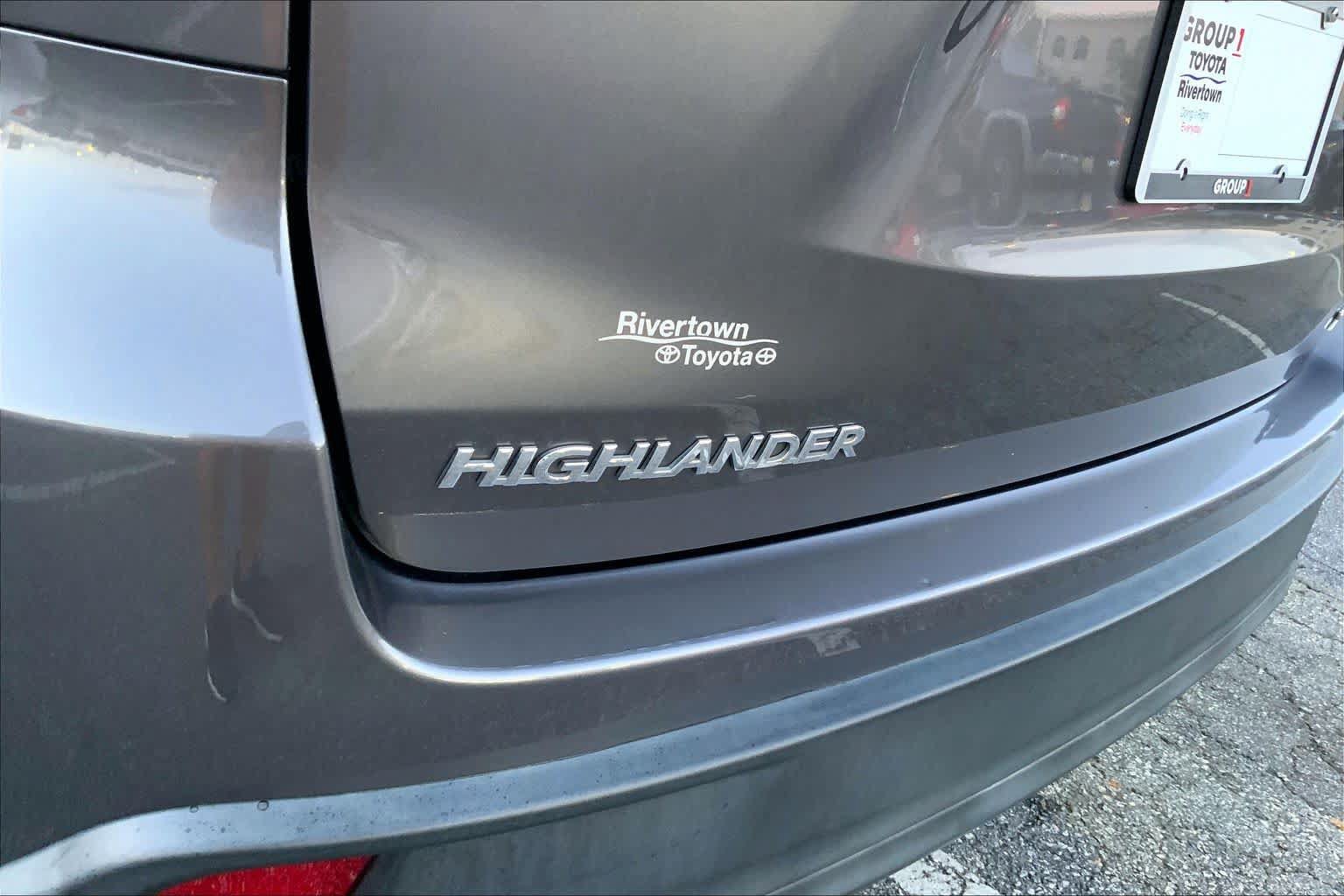Used 2016 Toyota Highlander XLE FWD image 30