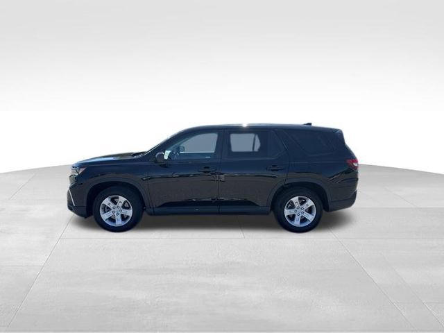 Certified 2023 Honda Pilot LX image 5