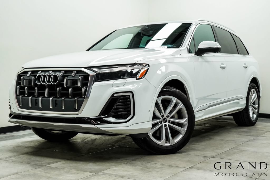 Used 2025 Audi Q7 3.0T Premium Plus