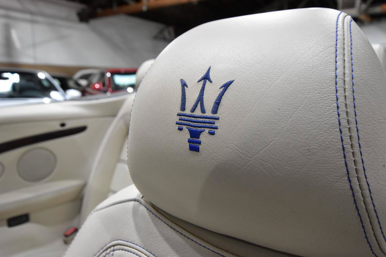 Used 2015 Maserati GranTurismo Convertible RWD image 41