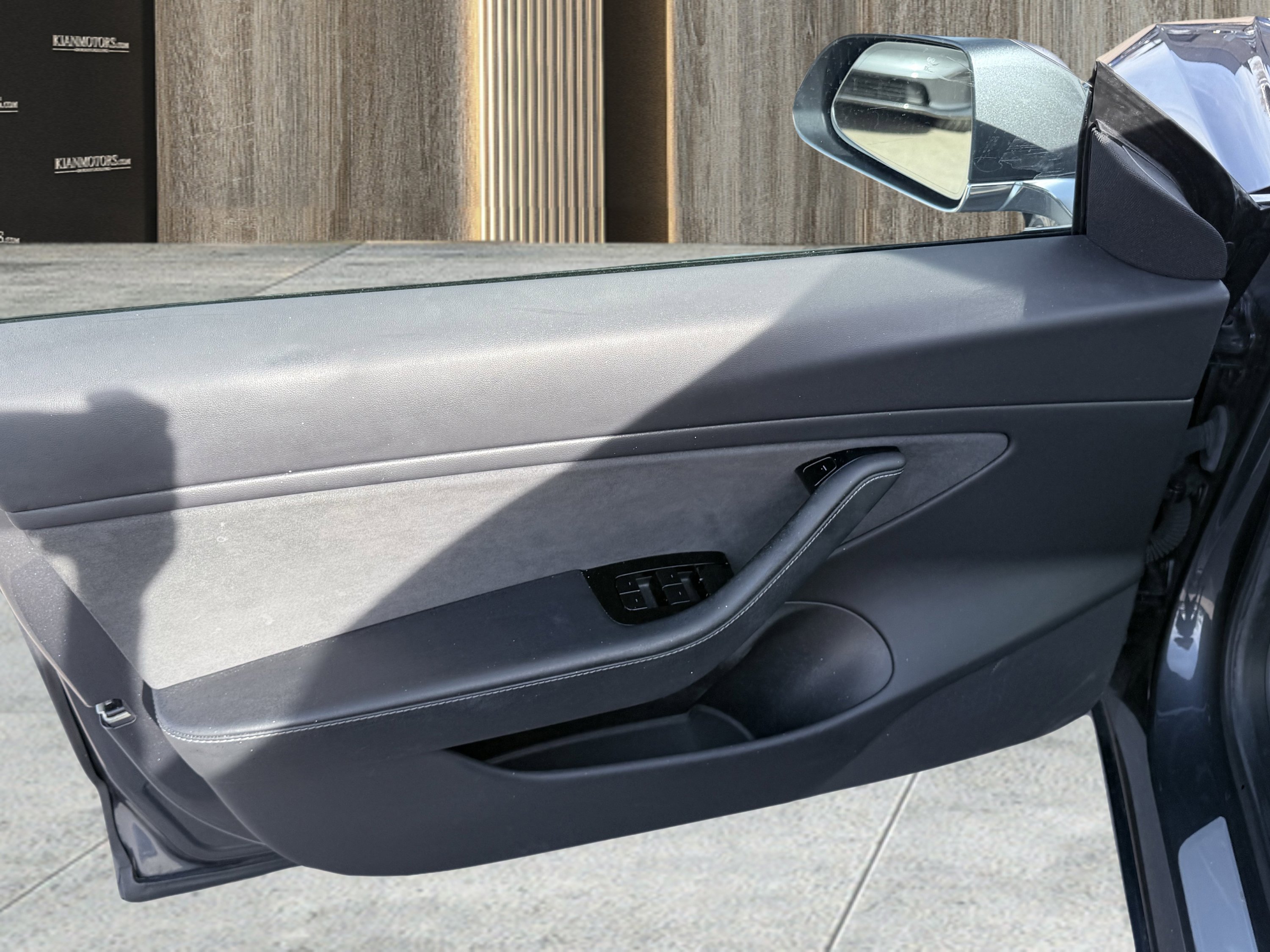 Used 2019 Tesla Model 3 Long Range image 16