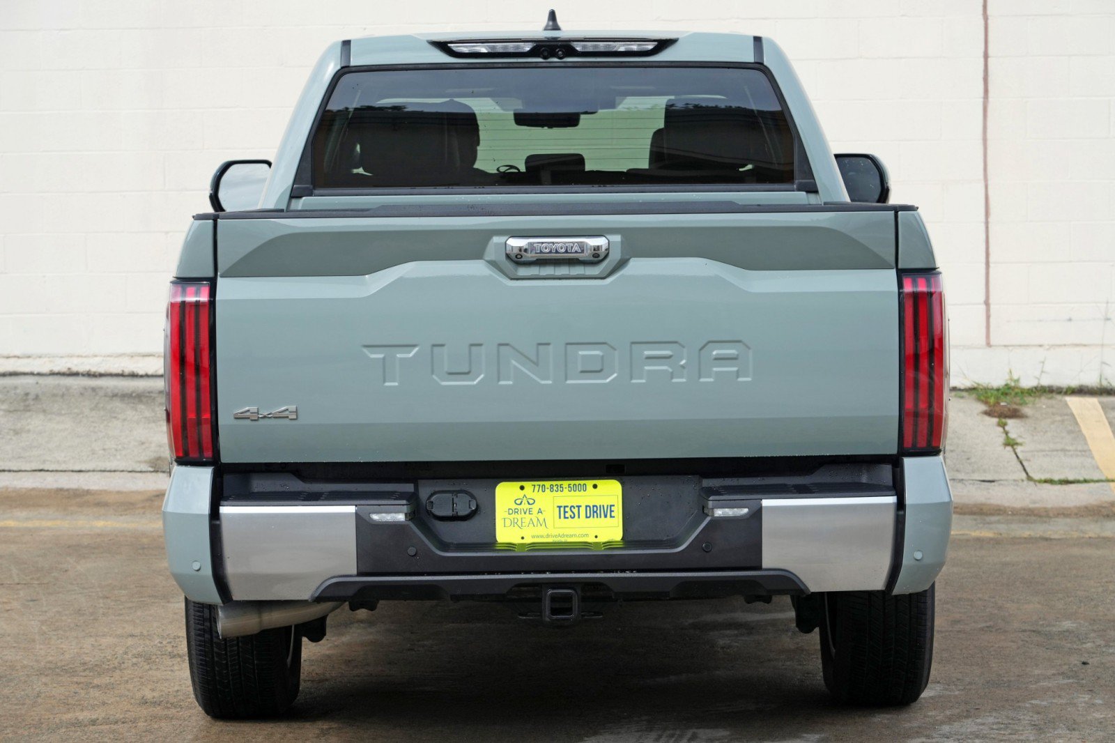 Used 2024 Toyota Tundra Limited AWD/4WD image 54
