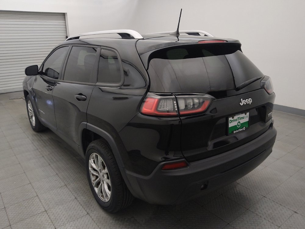 Used 2020 Jeep Cherokee Latitude FWD image 5