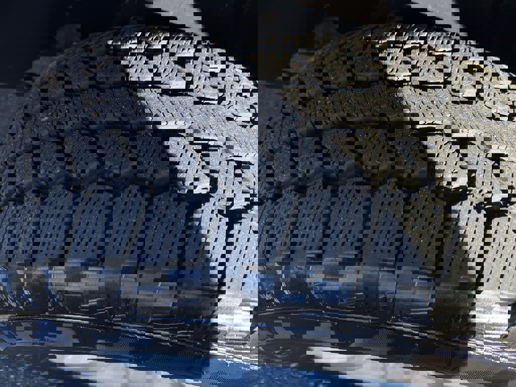 Used 2021 RAM 1500 Classic SLT image 3