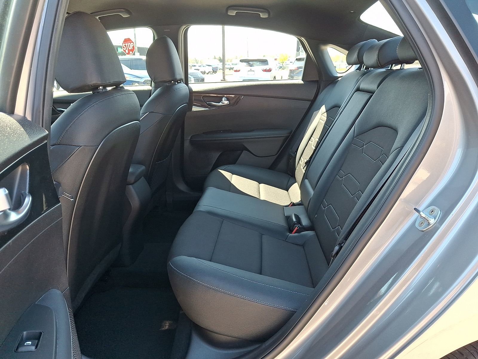 Used 2023 Kia Forte GT-Line image 11