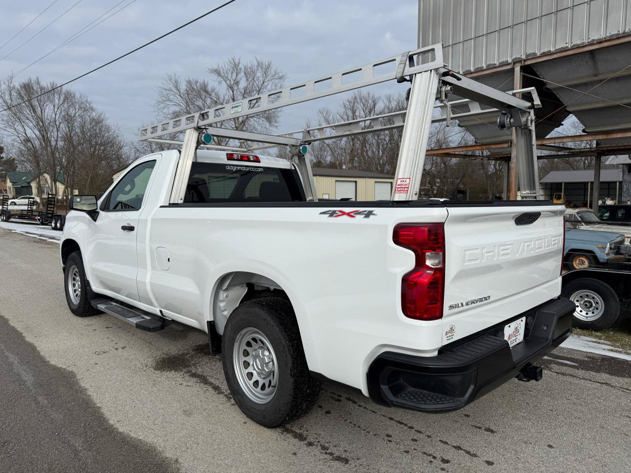 Used 2022 Chevrolet Silverado 1500 W/T w/ WT Value Package AWD/4WD image 3
